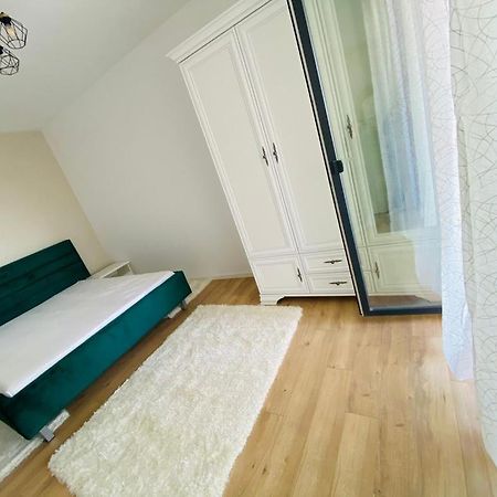 Dreamhill1 Apartment Oradea Exterior foto