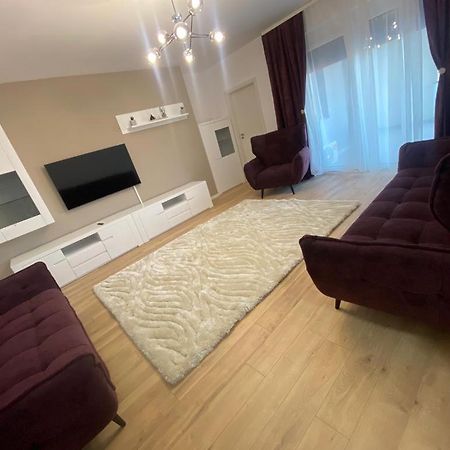 Dreamhill1 Apartment Oradea Exterior foto
